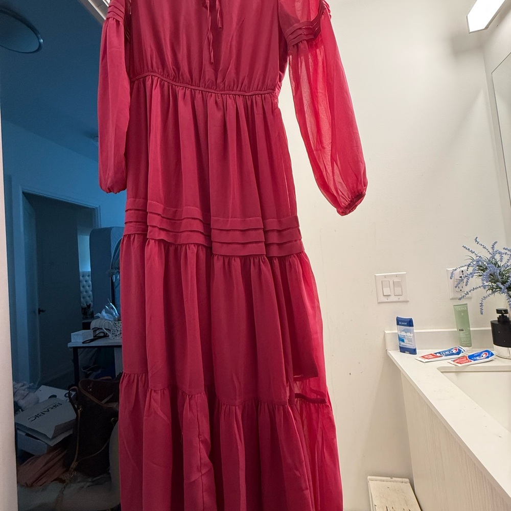 Elegant Pink Women's Dress